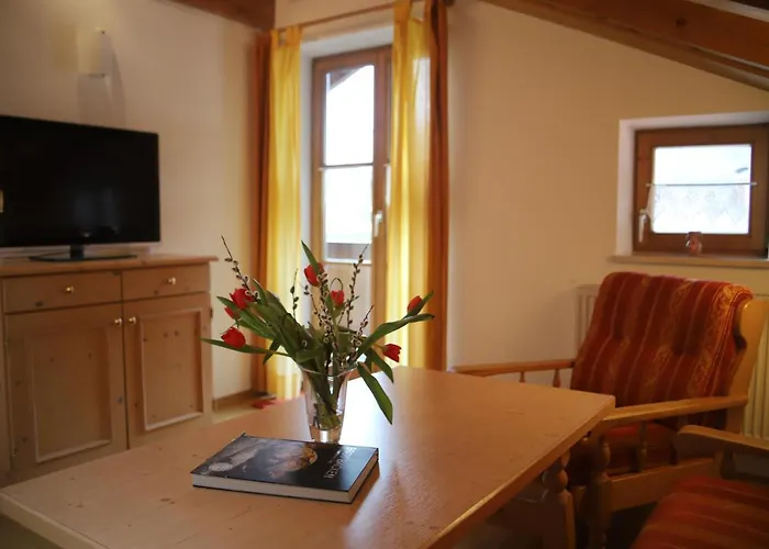 Ferienwohnungen Kir Royal